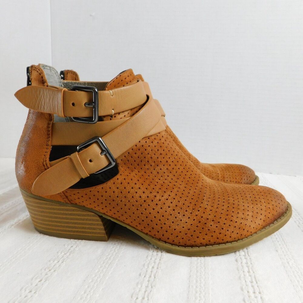 Kenneth Cole Reaction Boots Raw Luck Women’s Suede Ankle 7.5 Rear Zip Toffee EUC